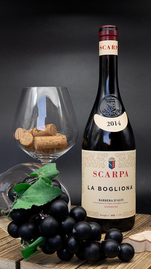 La Bogliona Barbera d'Asti Superiore DOCG ラ・ボリオーナ SCARPA \u2013 Barbera d\u0027Asti Docg. Superiore \u201cLA BOGLIONA\u201d 2006 \u2013 Wine